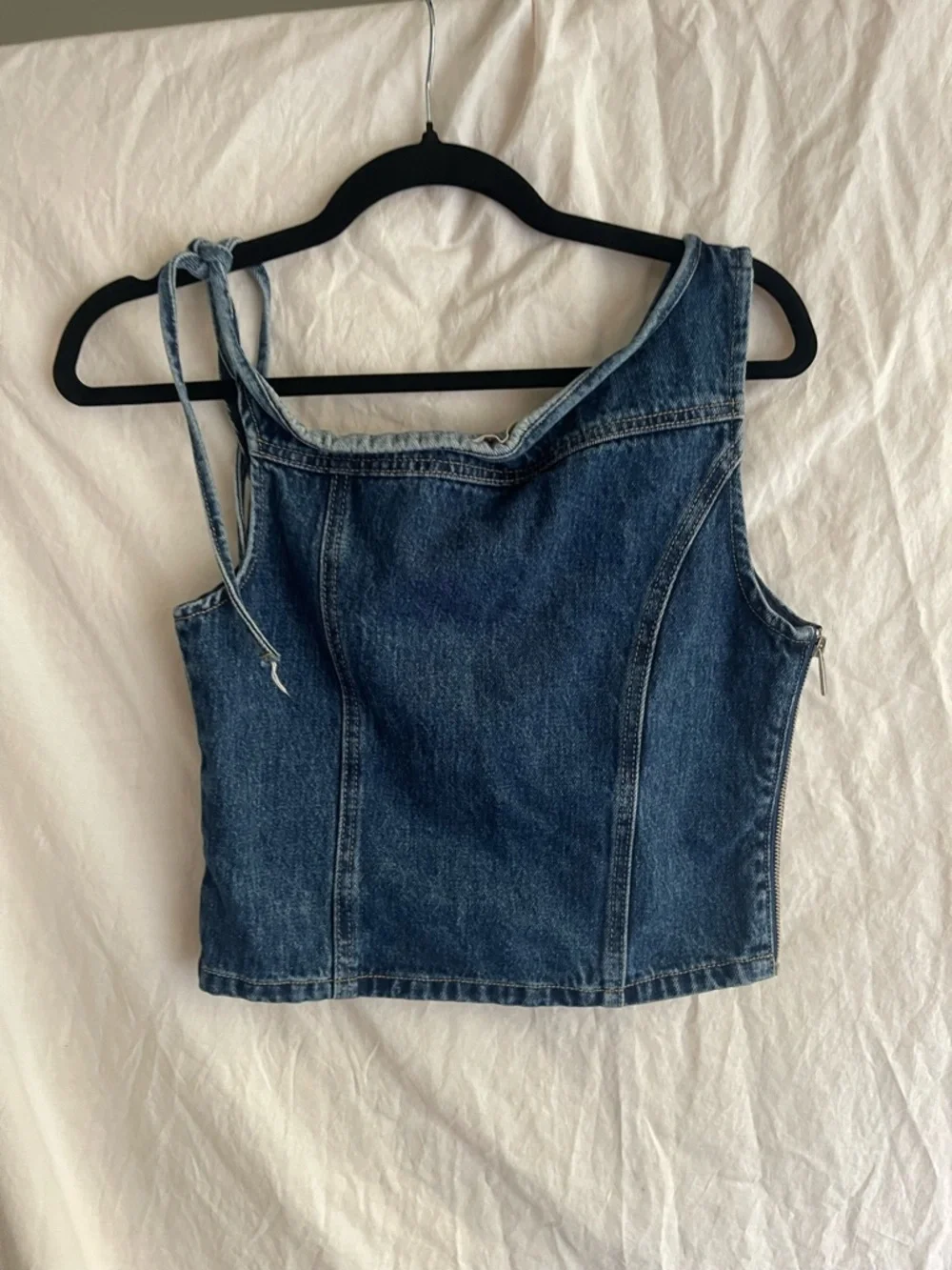 MESHKI Off-the-Shoulder Denim Top Asymmetrical Crop Side Tie Edge Y2K Size Small - Picture 13 of 13